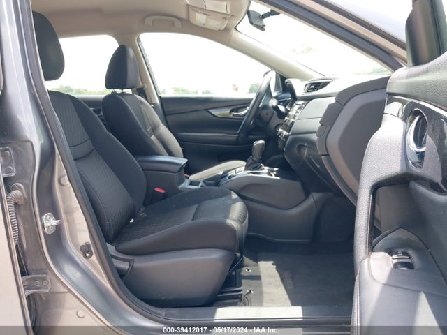 Nissan ROGUE S 2017 KNMAT2MT2HP569382 Image 5