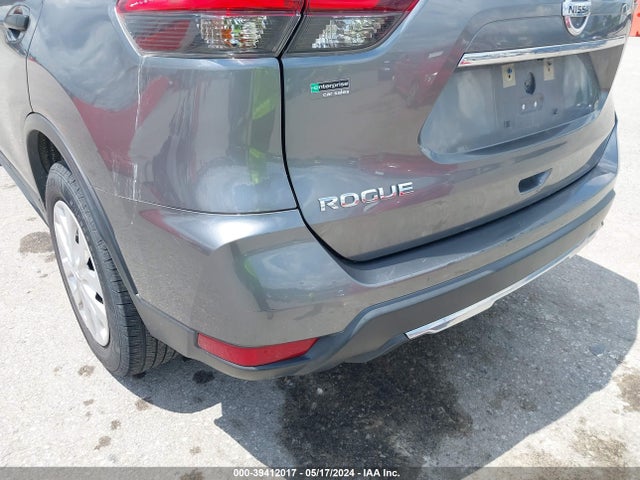 Nissan ROGUE S 2017 KNMAT2MT2HP569382 Image 6