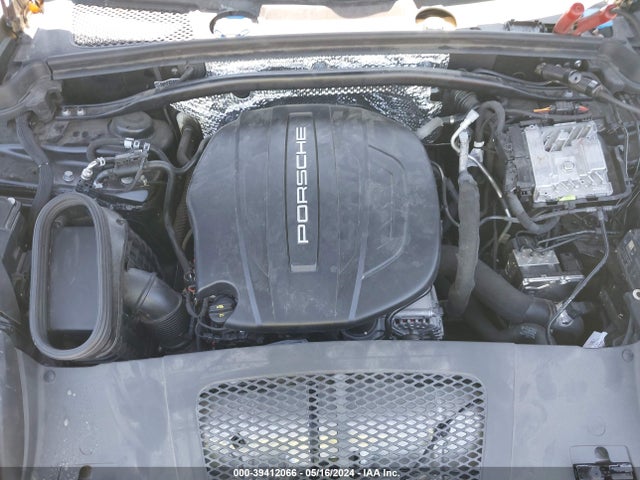 2021 PORSCHE MACAN WP1AA2A59MLB12306 Photo 9