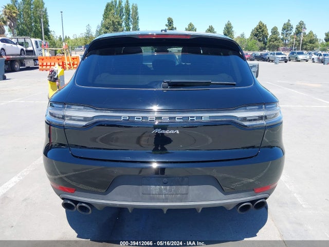 Porsche Macan 2021 WP1AA2A59MLB12306 Image 16