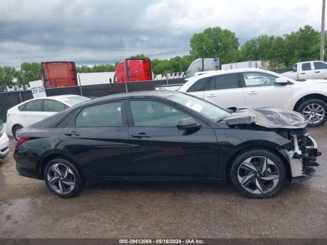 5NPLS4AG5PH117693 Hyundai ELANTRA SEL