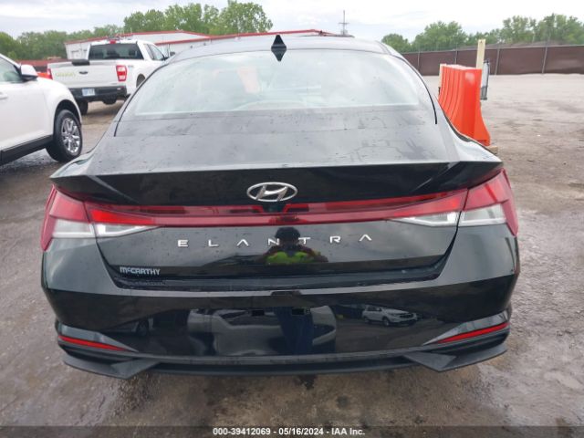 5NPLS4AG5PH117693 Hyundai ELANTRA SEL
