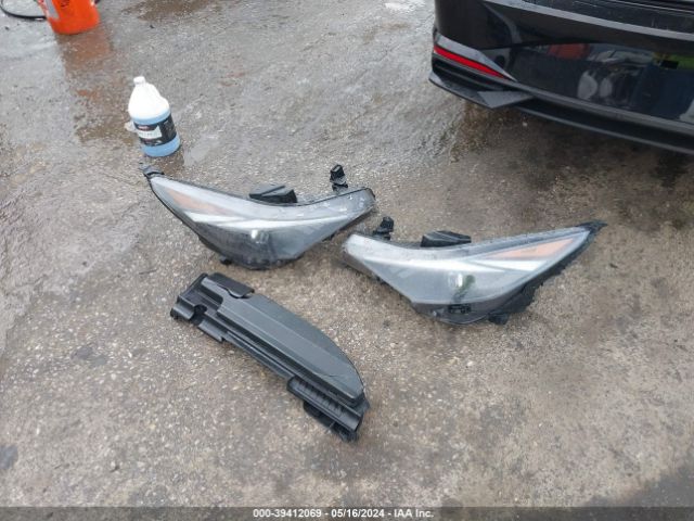 5NPLS4AG5PH117693 Hyundai ELANTRA SEL