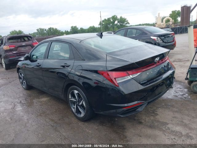 5NPLS4AG5PH117693 Hyundai ELANTRA SEL