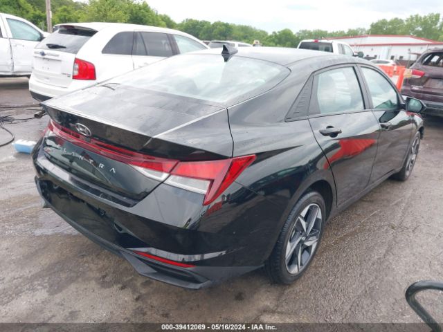 5NPLS4AG5PH117693 Hyundai ELANTRA SEL