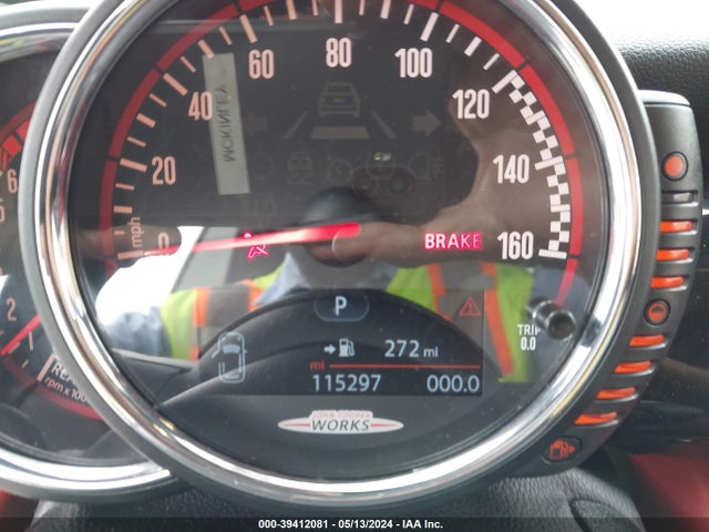 2017 MINI CONVERTIBLE WMWWH9C55H3A78086 Photo 6