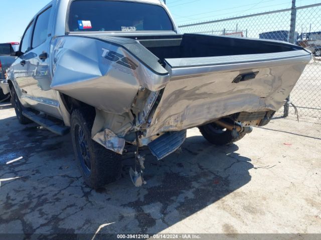 5TFEM5F18HX111325 Toyota Tundra Sr5 4.6l V8