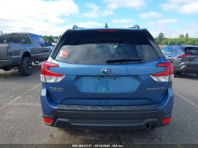 JF2SKASC3MH488899 Subaru Forester Limited