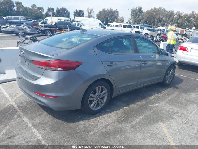Hyundai Elantra Value Edition 2018 KMHD84LF2JU469467 Image 4