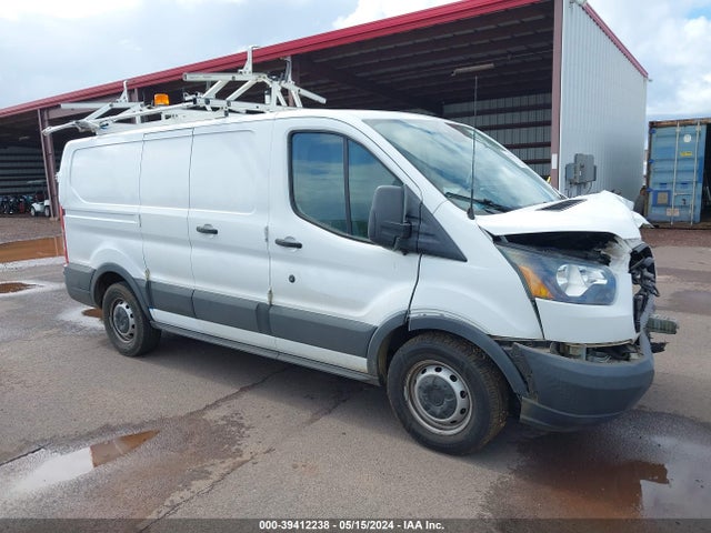 Ford Transit-150 2018 1FTYE1ZM6JKA81642 Image 1