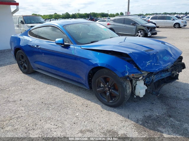 2018 1FA6P8TH5J5101373 main image