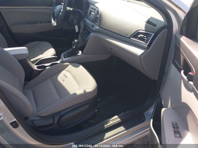 Hyundai ELANTRA SE 2017 5NPD74LF2HH113239 Image 5