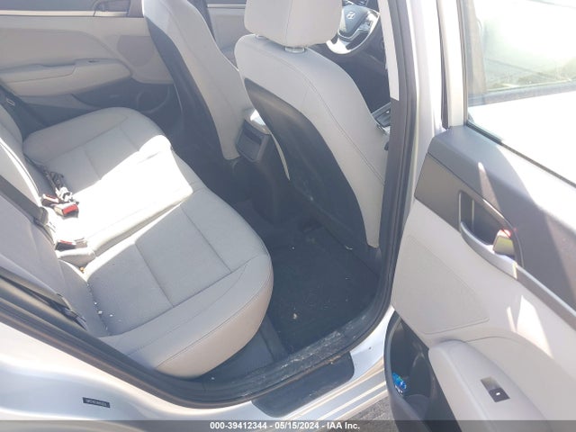 Hyundai ELANTRA SE 2017 5NPD74LF2HH113239 Image 8