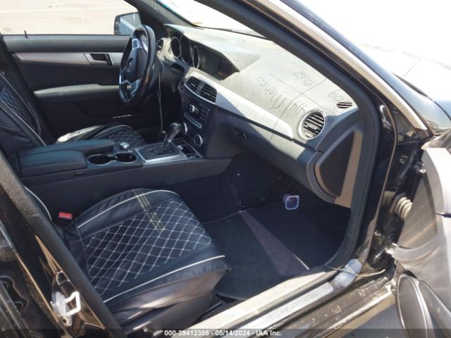 WDDGF4HB3ER311943 Mercedes-Benz C 250 Luxury/sport