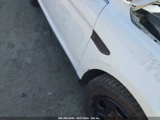 Ford Police Interceptor 2017 1FAHP2MKXHG106664 Image 6