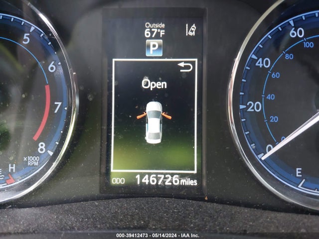 Toyota COROLLA SE 2017 5YFBURHE1HP651916 Image 16