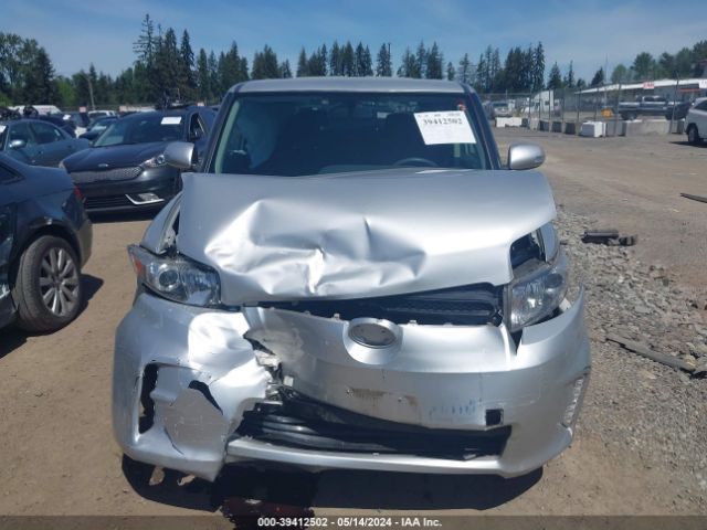 JTLZE4FE1FJ077003 Scion XB