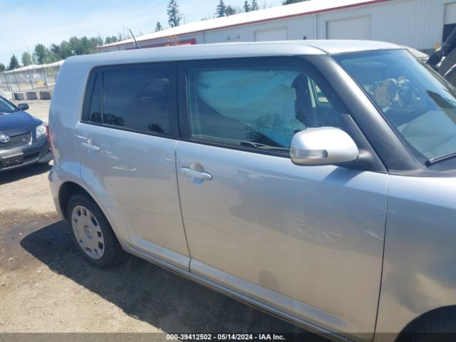 JTLZE4FE1FJ077003 Scion XB