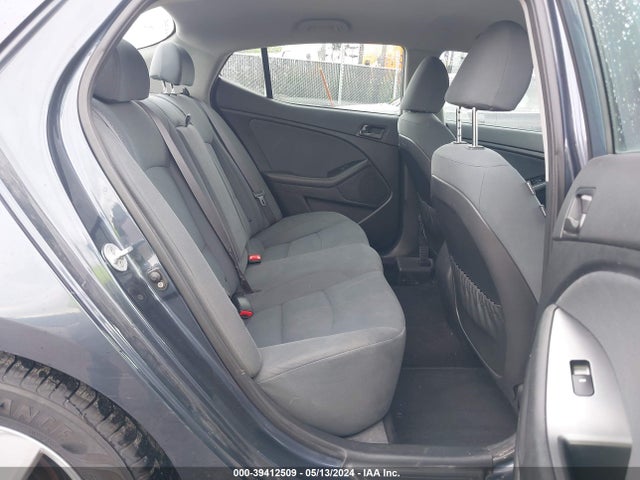 KIA Optima Lx 2015 KNAGM4A7XF5597463 Image 8