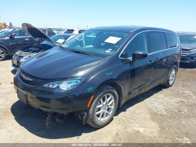2C4RC1CG4NR230375 Chrysler Voyager Lx