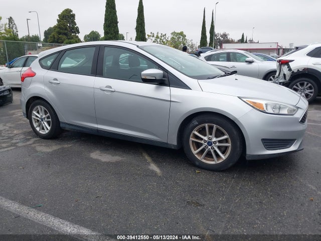 Ford FOCUS SE 2015 1FADP3K28FL288845 Image 14