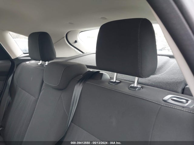 Ford FOCUS SE 2015 1FADP3K28FL288845 Image 19