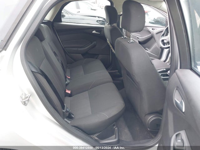 Ford FOCUS SE 2015 1FADP3K28FL288845 Image 8