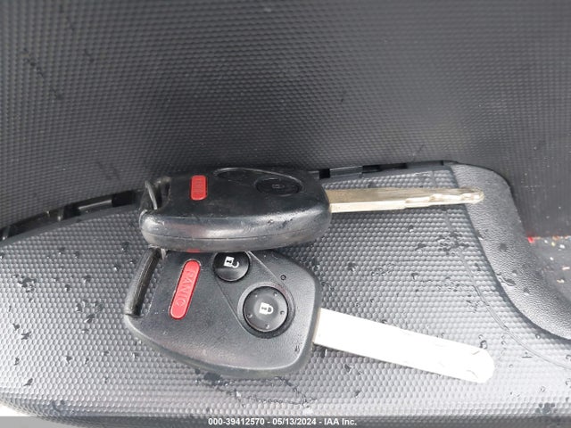 2008 Honda Fit Sport მანქანა იყიდება აუქციონზე, vin: JHMGD38698S006083, აუქციონის ნომერი: 39412570
