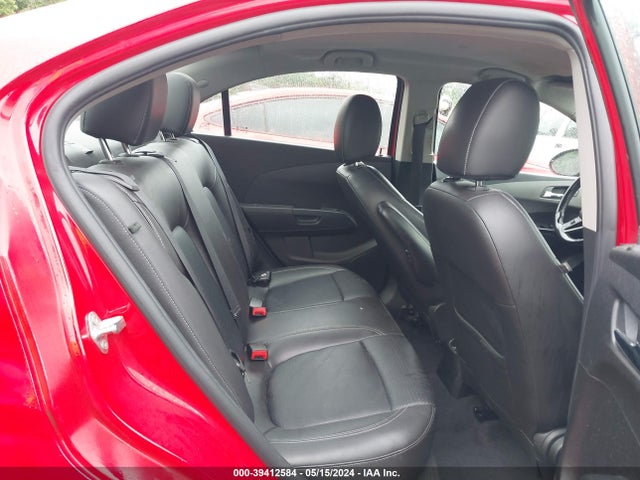 Chevrolet Sonic Ltz Auto 2015 1G1JE5SB6F4211845 Image 8