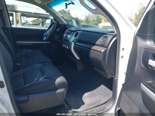 5TFUM5F16EX051763 Toyota Tundra Sr5 4.6l V8