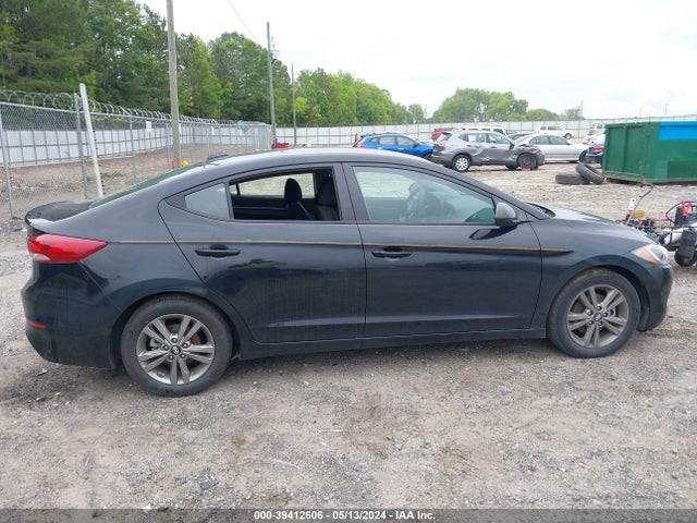 Hyundai ELANTRA SEL 2018 5NPD84LF2JH318501 Image 13