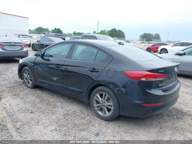 Hyundai ELANTRA SEL 2018 5NPD84LF2JH318501 Image 3