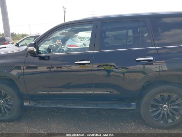 JTJAM7BX6N5320572 Lexus 460 Premium