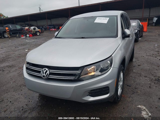 WVGAV3AX0EW576187 Volkswagen TIGUAN S