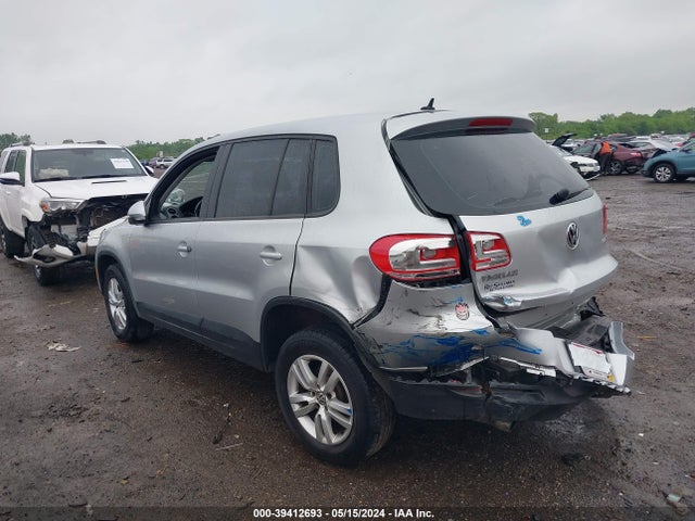 WVGAV3AX0EW576187 Volkswagen TIGUAN S