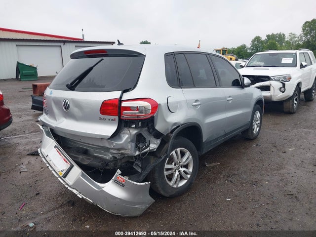 WVGAV3AX0EW576187 Volkswagen TIGUAN S