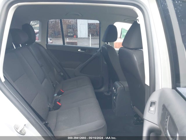 WVGAV3AX0EW576187 Volkswagen TIGUAN S