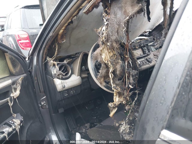 Toyota Rav4 Xle 2015 JTMWFREV3FD070370 Image 7