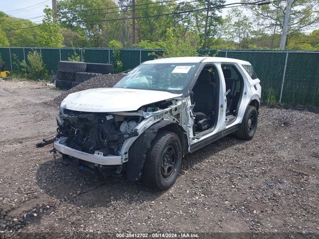 Ford Police Interceptor Utility 2021 1FM5K8AW3MNA14478 Image 2