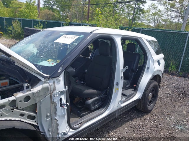 Ford Police Interceptor Utility 2021 1FM5K8AW3MNA14478 Image 6