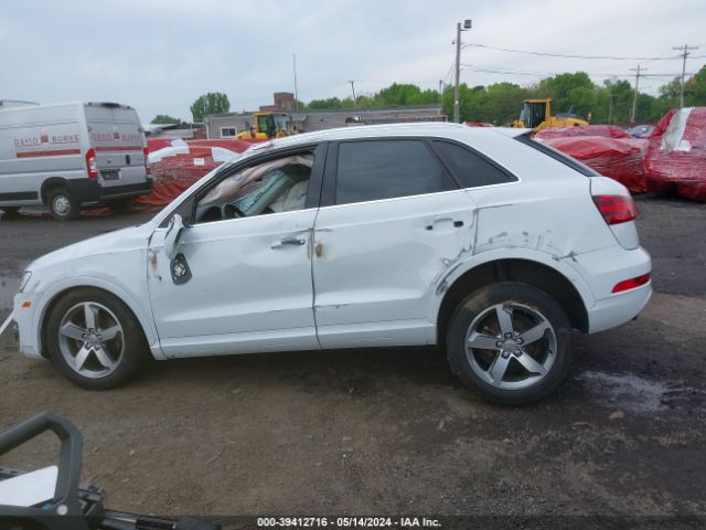 WA1EFCFS0FR013148 Audi Q3 2.0t Premium Plus