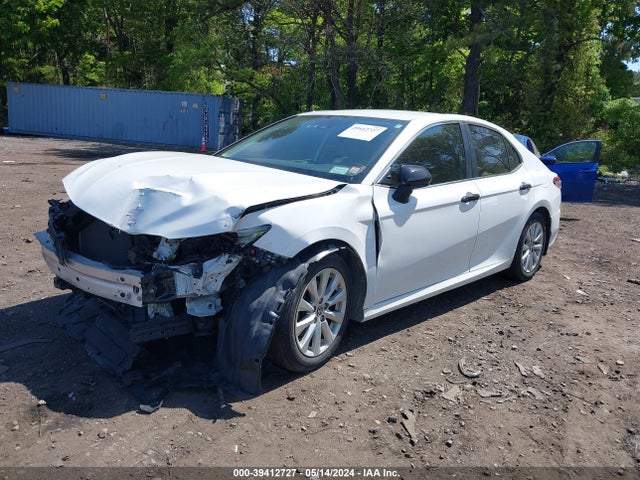 Toyota CAMRY LE 2020 4T1C11AK0LU393233 Image 6