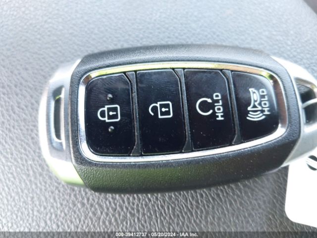 KM8K6CAB8NU771908 Hyundai Kona Sel