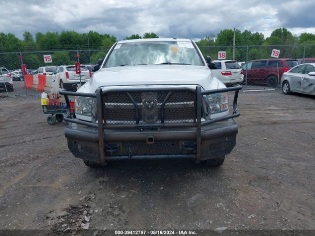 3C6UR5HJ2JG144560 RAM 2500 Tradesman  4x4 8' Box