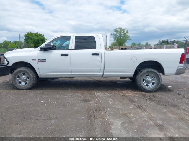 3C6UR5HJ2JG144560 RAM 2500 Tradesman  4x4 8' Box