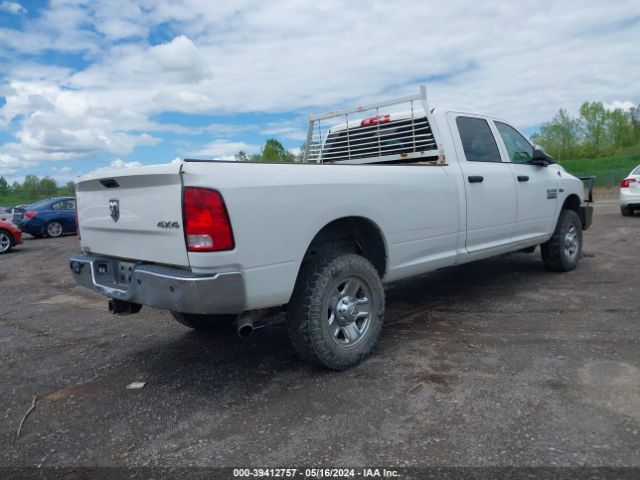 3C6UR5HJ2JG144560 RAM 2500 Tradesman  4x4 8' Box
