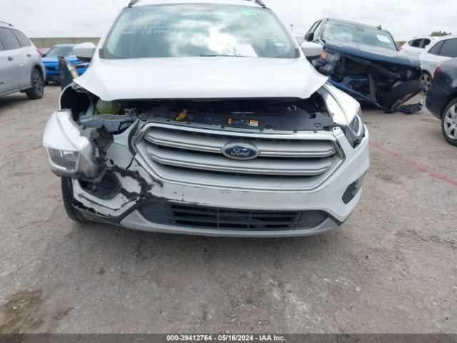 1FMCU0GD8JUD04287 Ford ESCAPE SE