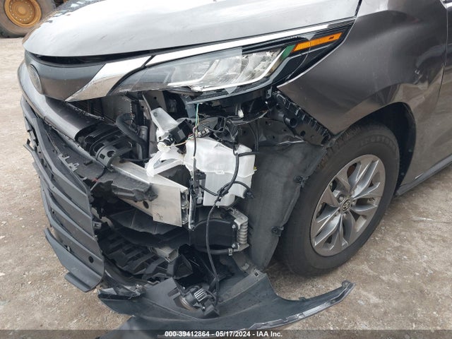 Toyota SIENNA XLE 2023 5TDYRKEC0PS161446 Image 6