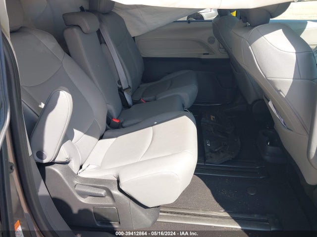 Toyota SIENNA XLE 2023 5TDYRKEC0PS161446 Image 8