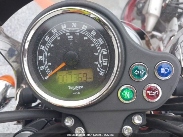 2013 TRIUMPH MOTORCYCLE BONNEVILLE SMT900K17DT559693 Photo 6